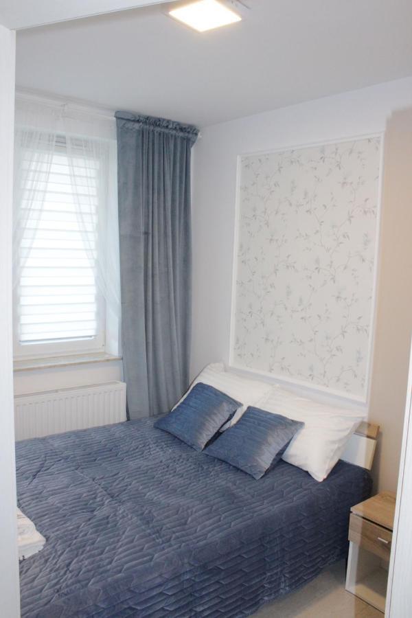 Apartment Bursztynek Z Miejscem Postojowym Kolobrzeg